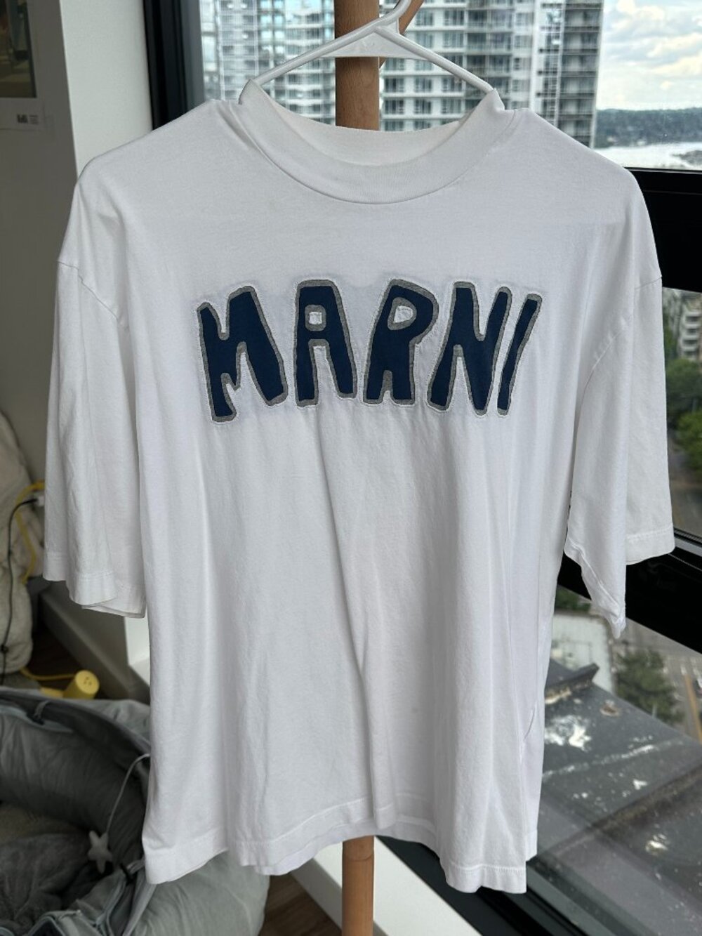 Marni SS2022 Large Felt Applique MARNI Logo Tee White Navy IT 48